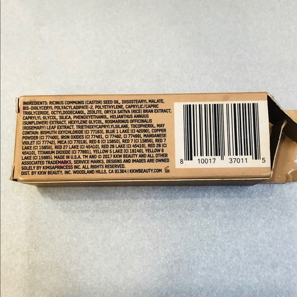 Kim K lipstick in Pink 1 - Picture 6 of 6